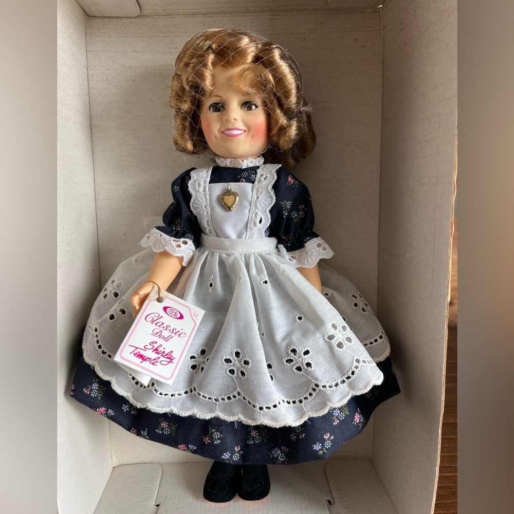 Shirley Temple Ideal vintage Doll